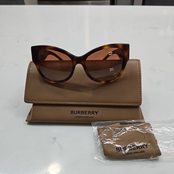 Burberry Women's Tortoise Shell Sunglasses - Picture 1 of 12